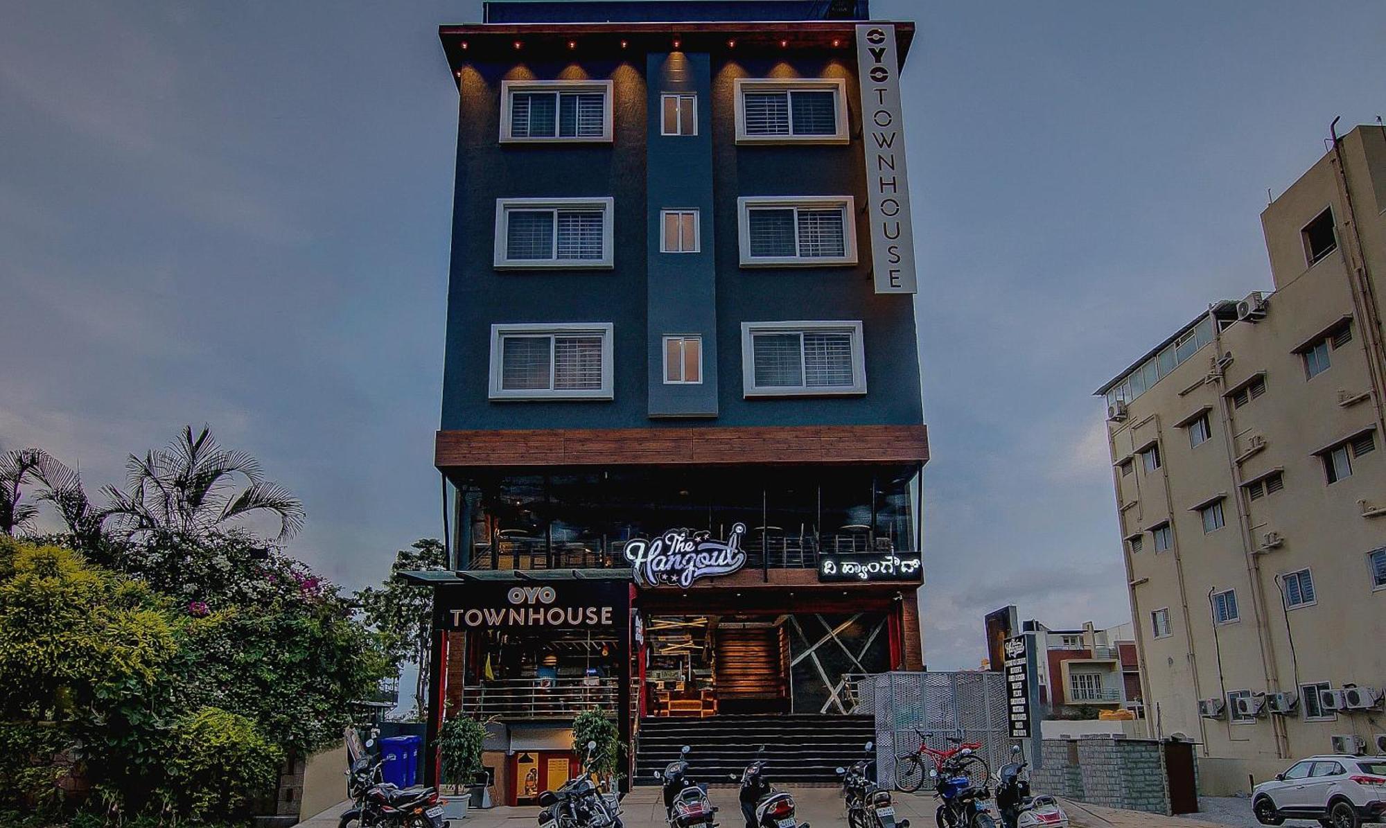 Super Townhouse Global Village Tech Park Near Kengeri Bus Terminal Metro Station Bangalore Exterior photo